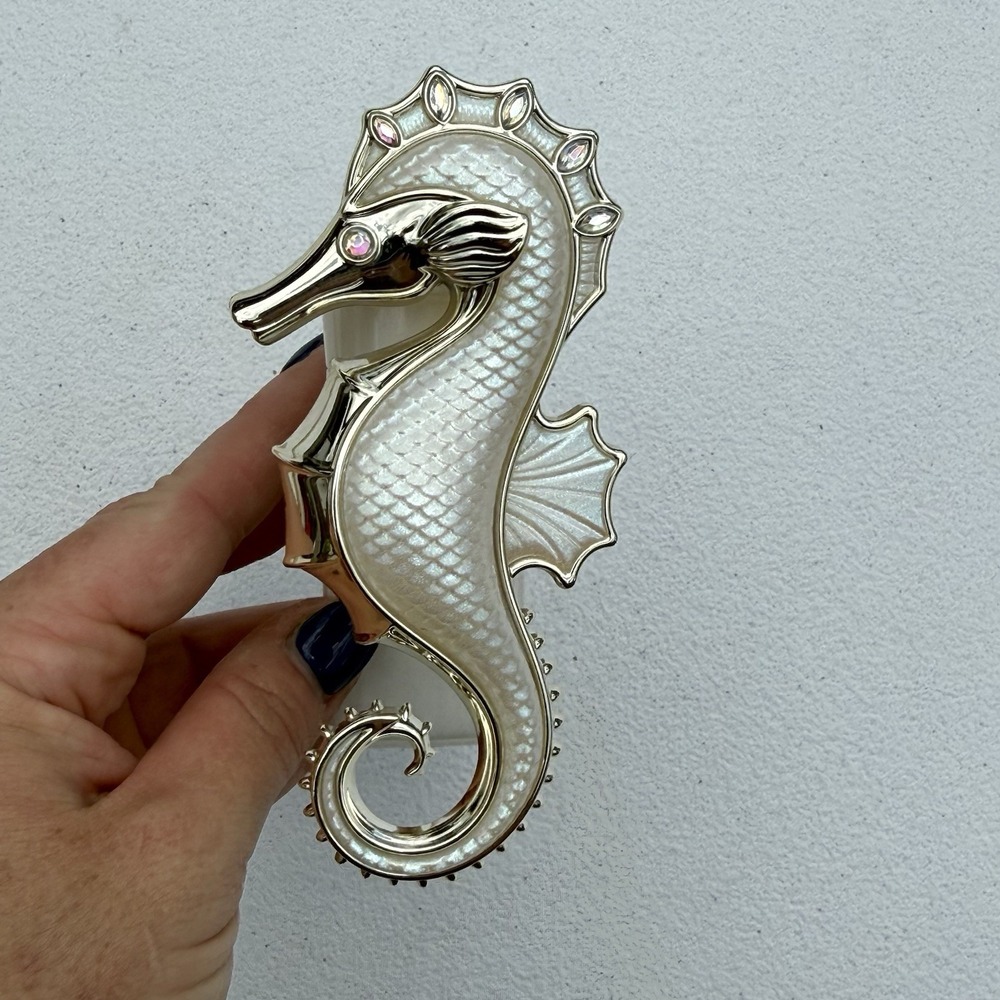 Bath & Body Works Wallflowers Pluggable Home Fragrance Diffuser SEA HORSE - Picture 5 of 6